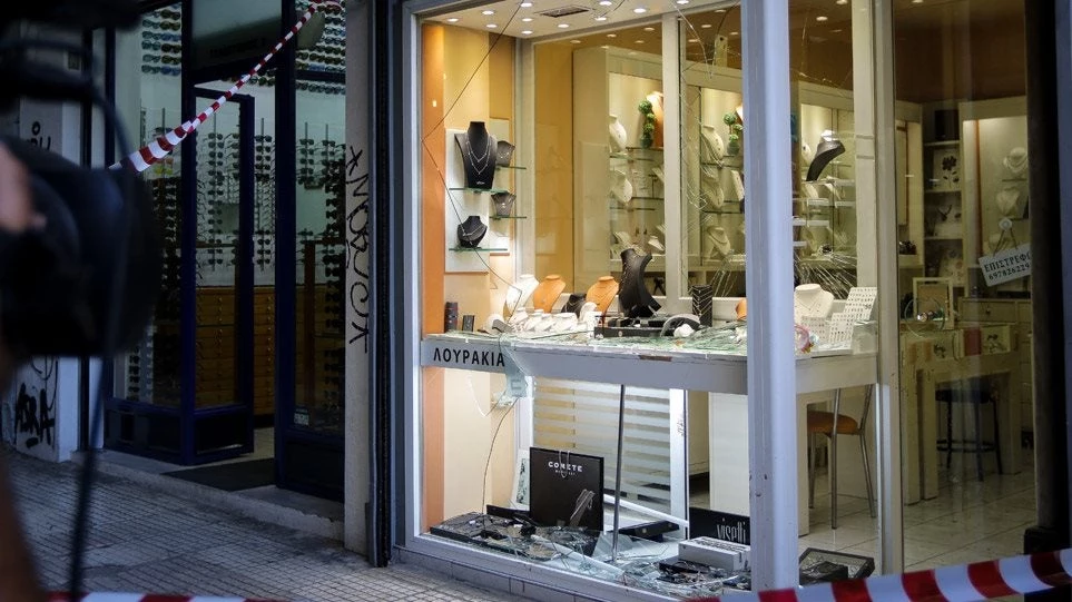 Γρίφος για την ΕΛΑΣ η απόπειρα ληστείας στην Ομόνοια – Σήμερα η ιατροδικαστική για τον Ζακ Κωστόπουλο
